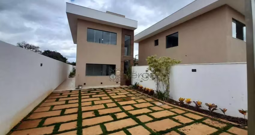 Casa com 4 dormitórios à venda, 128 m² por R$ 940.000,00 - Várzea - Lagoa Santa/MG
