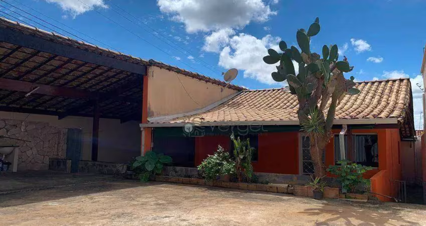 Casa com 3 quartos à venda na Rua Pinto Alves, 98, Vila Maria, Lagoa Santa