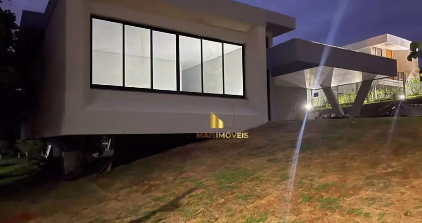 Casa em condomínio fechado com 3 quartos à venda na Rua Três, 300, Condomínio Real Mont Ville, Lagoa Santa