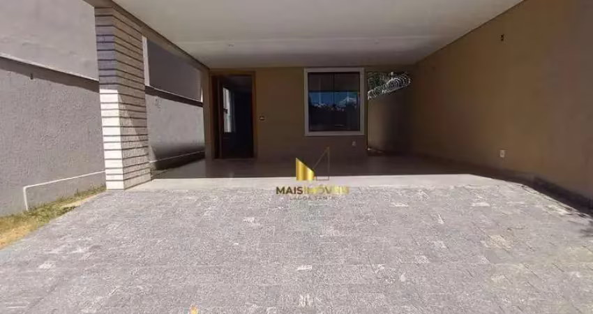 Casa com 3 quartos à venda na Rua Ivone Alcici, 74, Promissão, Lagoa Santa