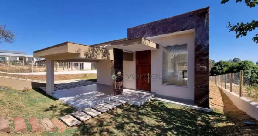 Casa em condomínio fechado com 4 quartos à venda na Alameda Altemar Dutra, 320, Condomínio Vale Do Luar, Jaboticatubas