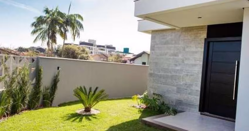 Casa / Sobrado para Venda em Joinville, Saguaçu, 3 dormitórios, 2 suítes, 4 banheiros, 2 vagas