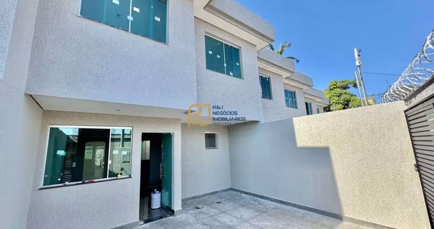 Casa geminada à venda - 3 quartos sendo 1 suíte - 2 vagas - 110m² - candelária