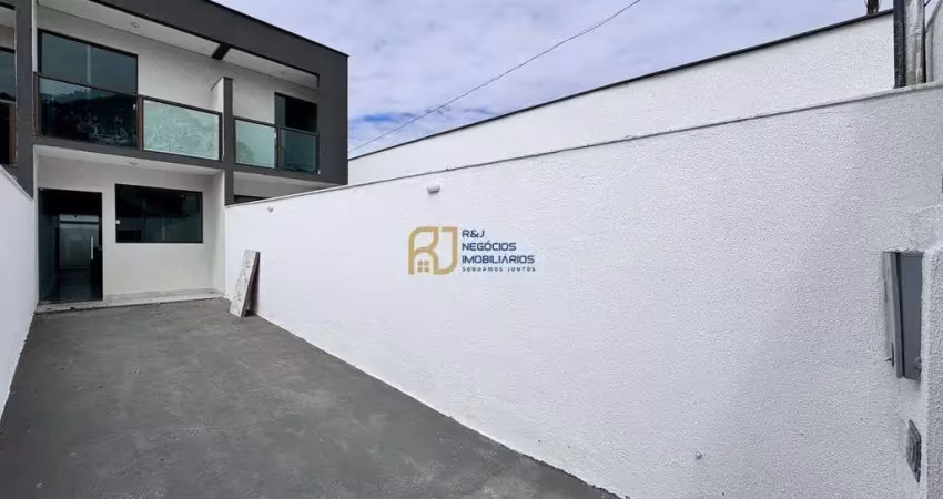 Casa geminada - 2 quartos com varanda sendo 1 suíte - 2 vagas - candelária bh