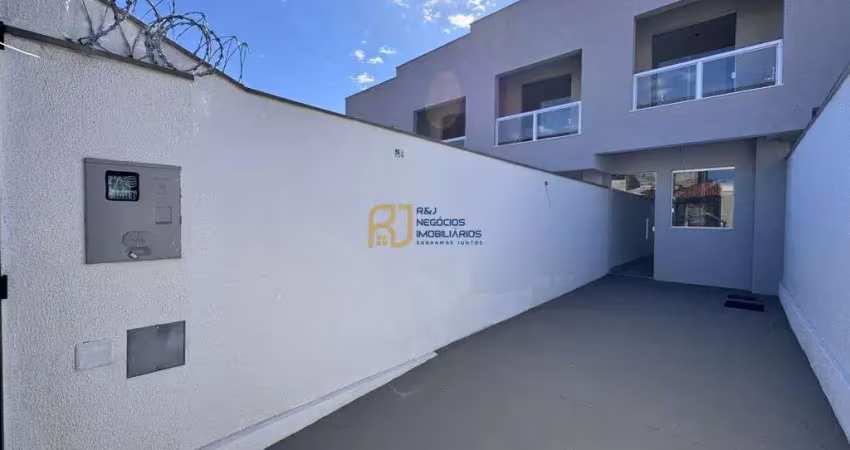 Casa geminada à venda - 2 suítes - 1 vaga - 3 banheiros - varanda - floramar bh