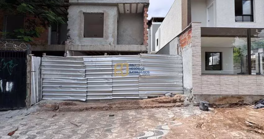 Casa geminada à venda - 3 quartos 1 com suíte e closet - 2 vagas - itapoã bh