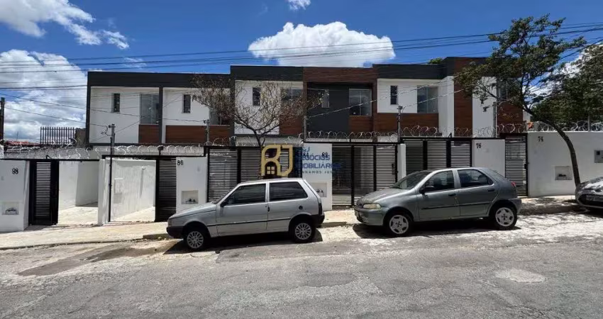 Casa geminada à venda - 2 suítes - 1 vaga - 88m² - área externa - piratininga bh