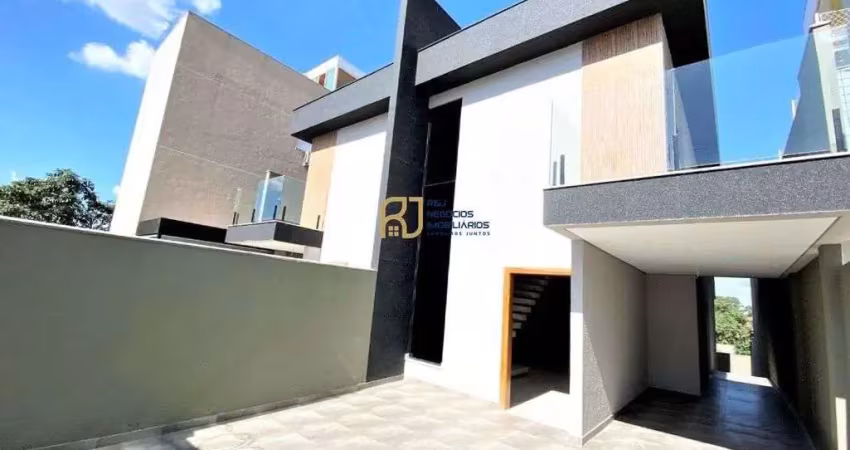 Casa geminada à venda - 3 suítes sendo 2 com closet - 3 vagas  - planalto