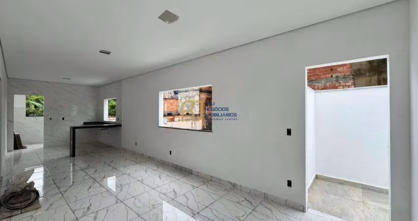 Casa geminada à venda - 3 quartos 1 com suíte - 2 vagas - sala ampla - gávea ii