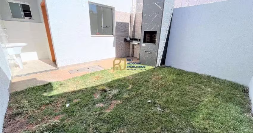 Casa geminada à venda - 3 quartos sendo 1 suíte - 2 vagas - bairro santa mônica