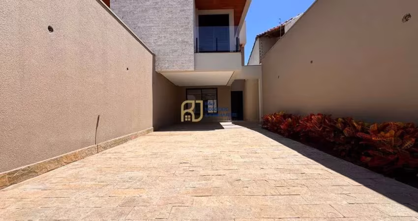 Casa geminada à venda - 4 quartos 1 suíte - 3 vagas - espaço gourmet - jaraguá
