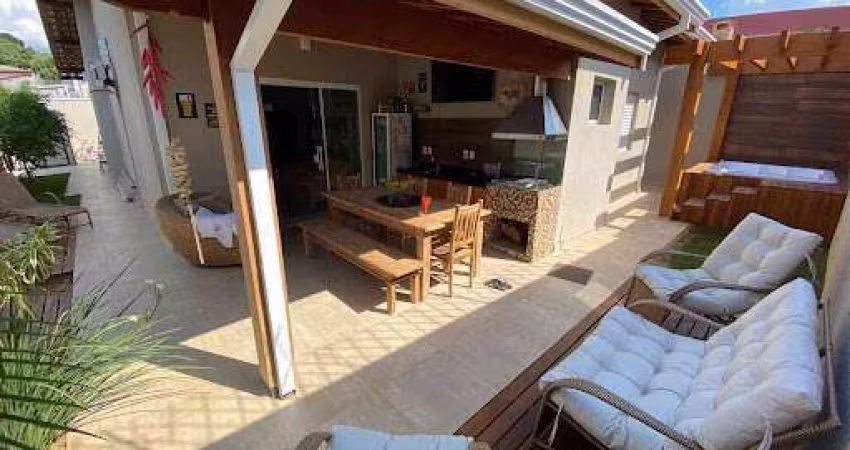 Casa com 3 dormitórios à venda, 130 m² - Condomínio Manaca - Jaguariúna/SP