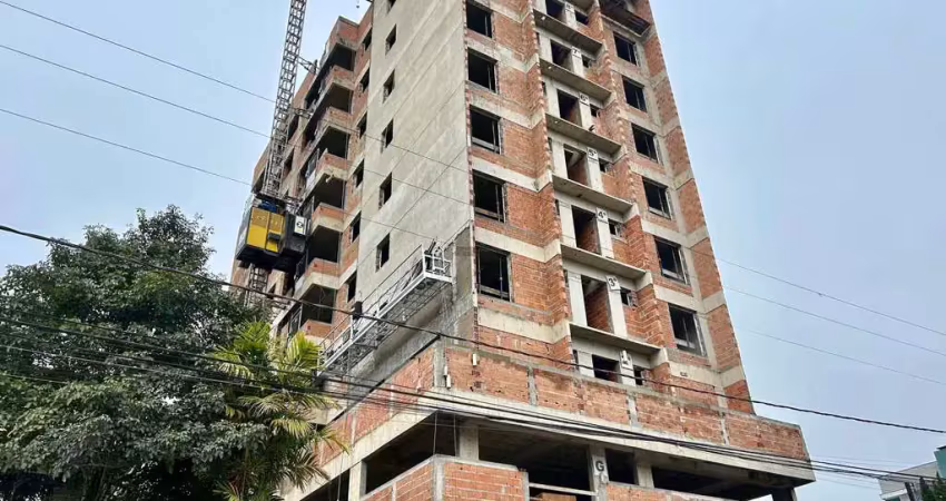 Amplo apartamento em construção no bairro costa e silva,  joinville-sc,  próximo ao pa norte e mercado bom.  1 suíte + 2 dormitórios; sala de estar, j