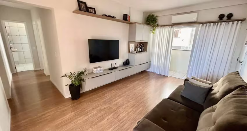 Apartamento à venda no bairro costa e silva - joinville-sc.  80,35m2 de área privativa; 2 garagens; 3 dormitórios, sendo 1 suíte; sacada com churrasqu