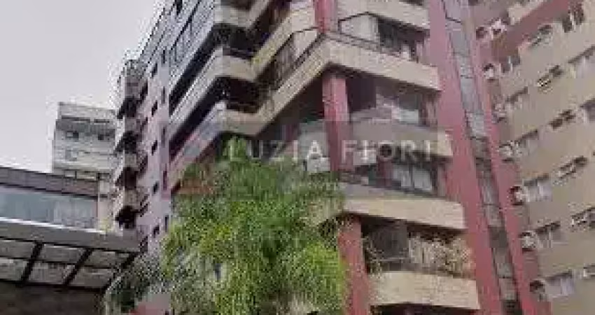 Apartamento à venda no centro de joinville-sc.   amplo apartamento - 1  apartamento por andar. 4 dormitórios,  sendo 1 suíte master +  1 suite simples