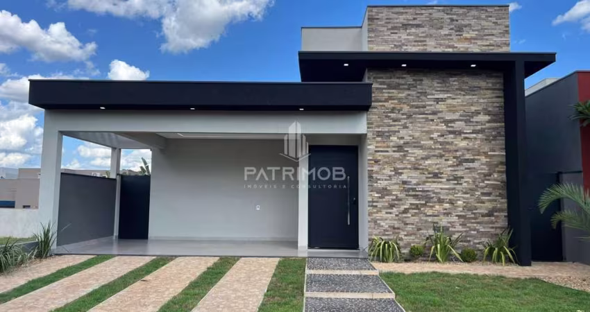 Casa térrea c/ 03 Suítes + piscina - em Residencial Portal da Mata
