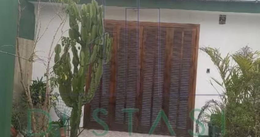 Salão Comercial para Locação no bairro Vila Bertioga, localizado na cidade de São Paulo / SP, situado na zona Leste, região MOOCA, ponto de referência Avenida Salim Farah Maluf.
