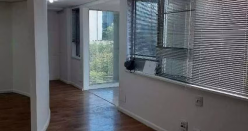 Conjunto Comercial para Venda em São Paulo, Cidade Moncões, 3 banheiros, 4 vagas