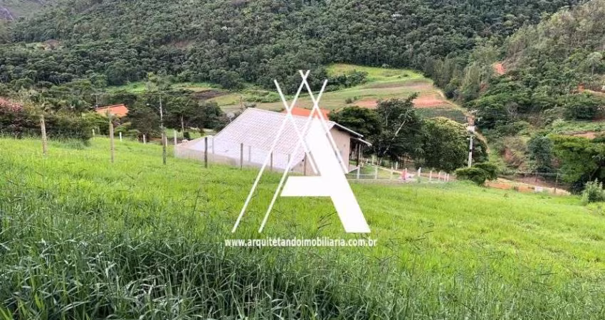 Terreno em Condomínio com lazer completo no Vale Alpino - Teresópolis