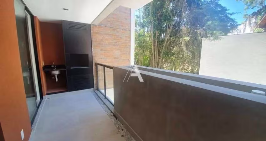 Lindo Apartamento (varanda), 2 Quartos (1 Suíte). Melhor bairro de Teresópolis.
