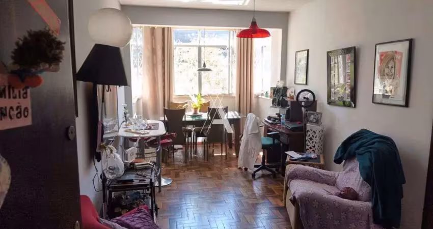 Vende-se Apartamento Aconchegante no Caxangá