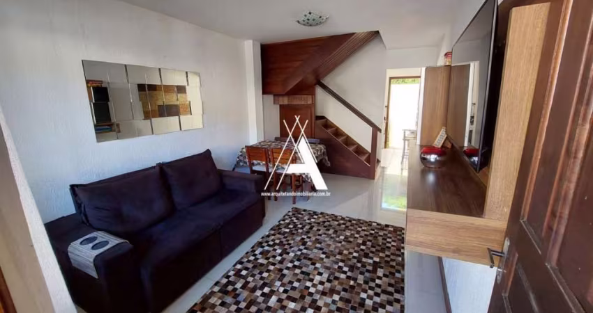 Casa com 3 Quartos, condomínio fechado em local sossegado e pertinho da Feirinha