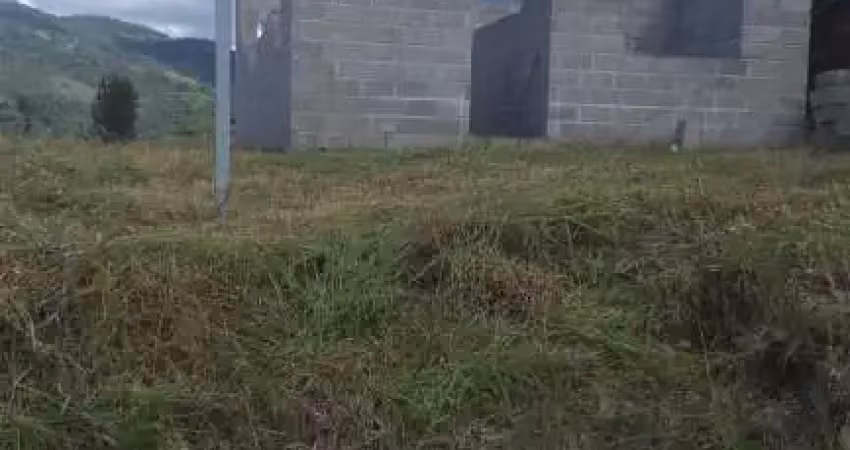 Terreno à venda no Centro, Caldas 