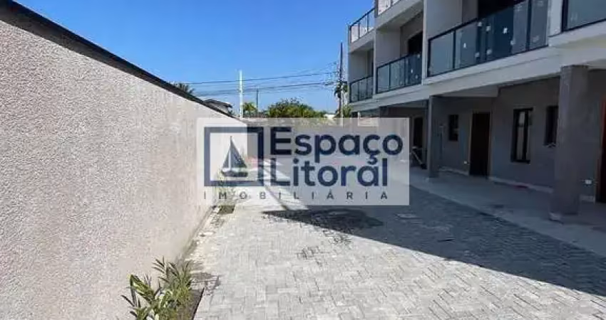 Sobrado à venda, 180 m² por R$ 674.000,00 - Jardim Mariella - Caraguatatuba/SP