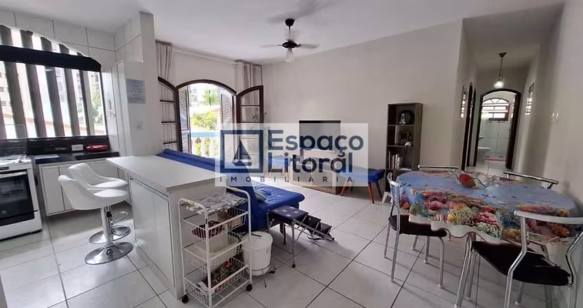 Apartamento 2 dorm., sendo 1 suite, à venda, 50m da Praia Martim de Sá, Caraguatatuba, SP