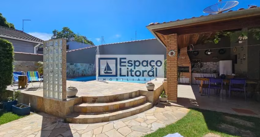 Sobrado à Venda, Indaiá, Caraguatatuba, SP