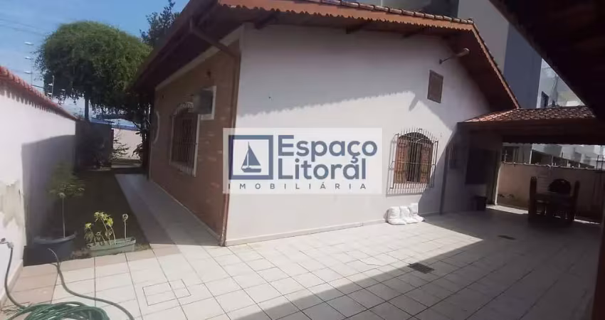 Casa com 3 quartos à venda na Praia Aruan, Caraguatatuba 