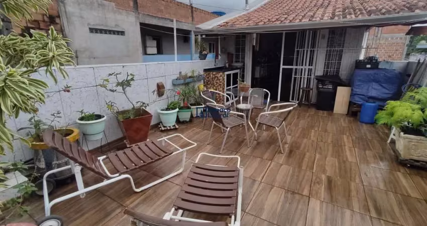 Casa com 3 quartos à venda na Vila Portal das Flores, Caraguatatuba 
