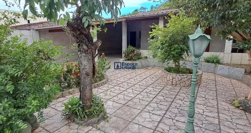 Casa com 3 quartos à venda no Balneário Forest, Caraguatatuba 