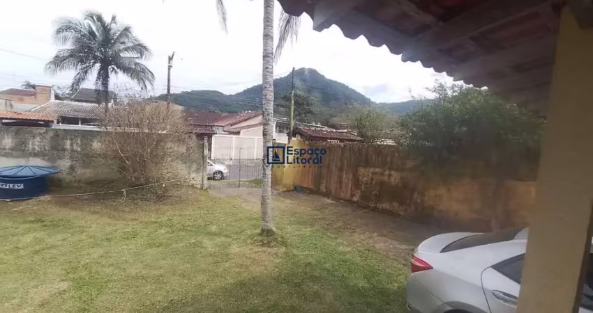 Casa com 4 quartos à venda no Jardim Terralão, Caraguatatuba 