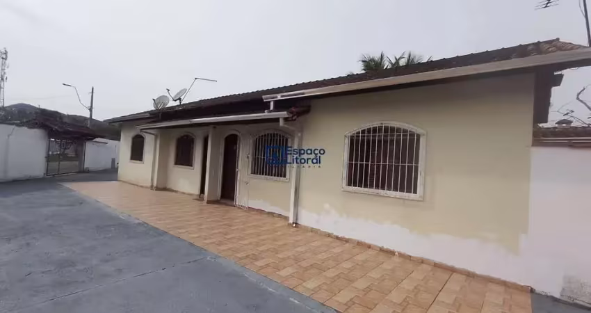 Casa em condomínio fechado com 2 quartos para alugar no Martim de Sá, Caraguatatuba 