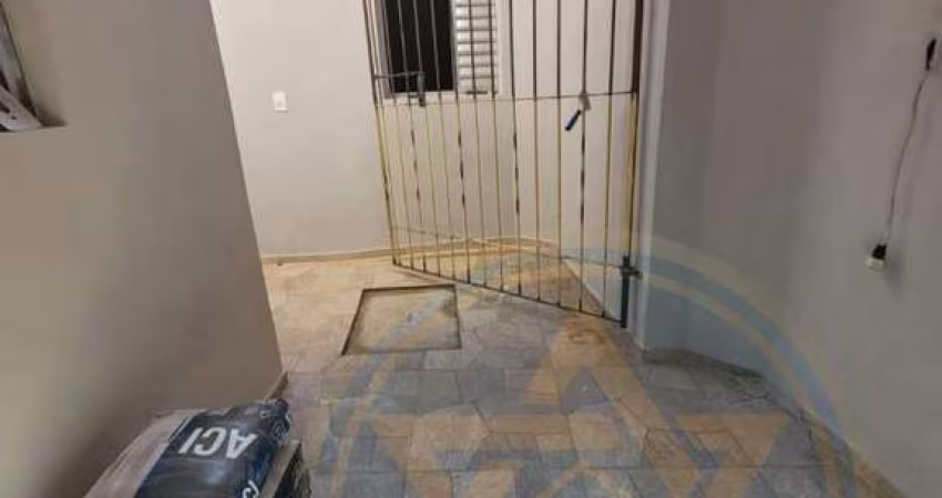 Casa para Locação em São Paulo, Conjunto Residencial José Bonifácio, 1 dormitório, 1 banheiro