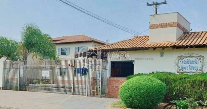 Duplex à venda em condomínio fechado