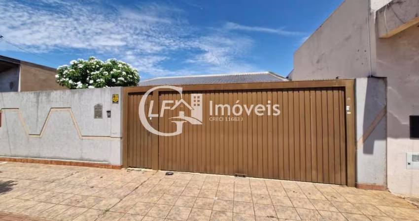 Oportunidade Única: Casa Comercial à Venda em Campo Grande-MS, Vila Ipiranga - 2 quartos, 1 suíte, 3 salas, 2 banheiros, 1 vaga de garagem, 247,72 m².