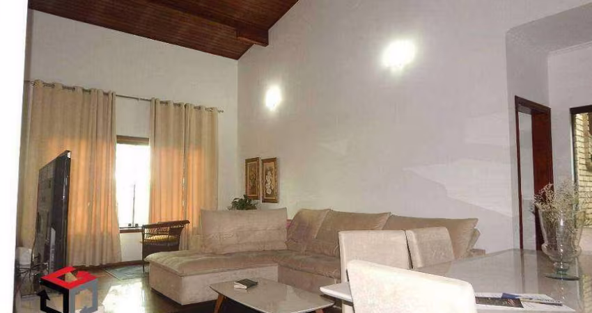 Sobrado de 482m² no Centro de SBC - SP