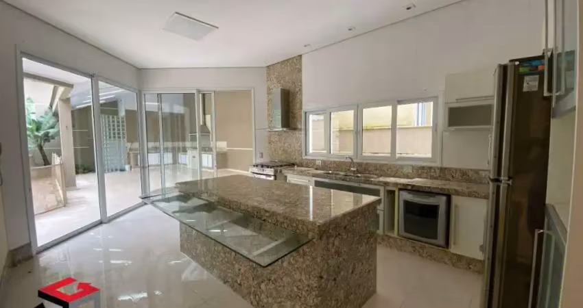 Sobrado à venda 3 quartos 3 suítes 4 vagas Anchieta - São Bernardo do Campo - SP