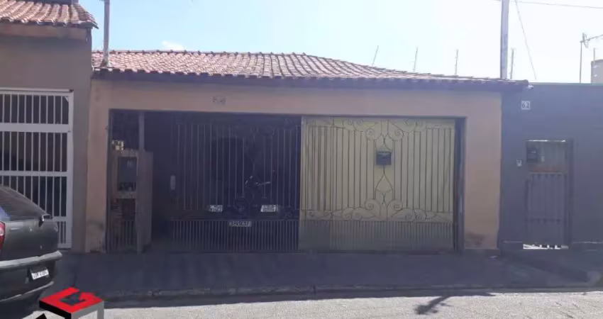 Sobrado com 180m² localizado na Vila Floresta em Santo André/SP.
