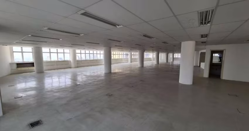 Conj. de 930m² na República em São Paulo - SP
