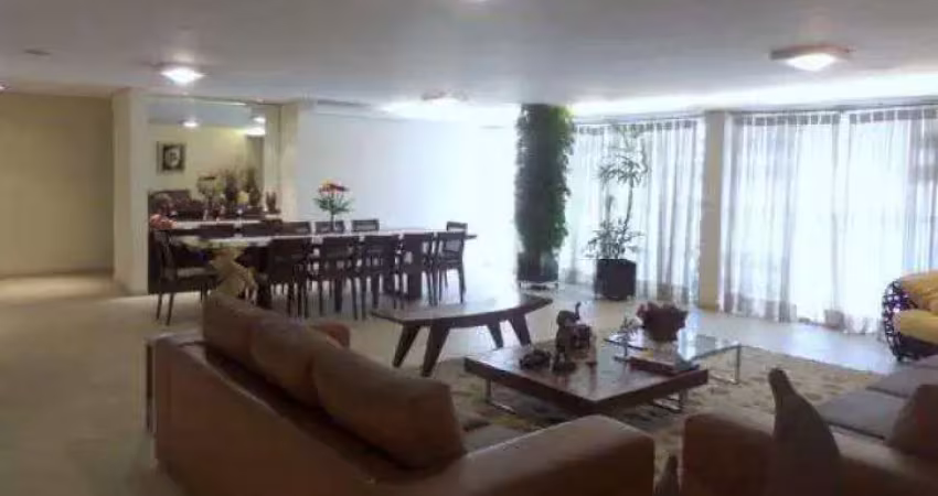 Sobrado residencial de 682m² no Campo Belo em São Paulo - SP!