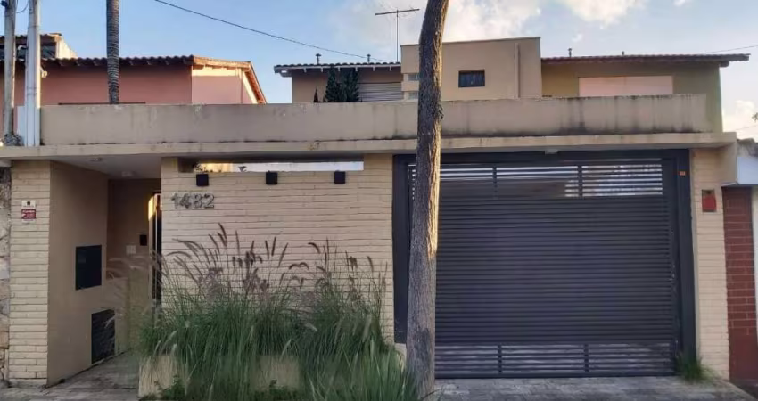 Sobrado Residencial 3 Dormitórios no Planalto Paulista com 200 m2.