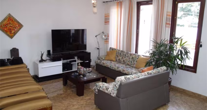 Sobrado 221 m² Localizado No Bairro Baeta Neves São Bernardo do Campo - SP