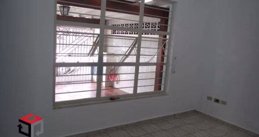 Casa de 110m² no Alves Dias em SBC - SP