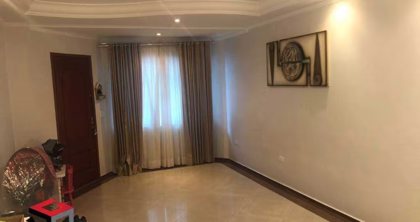 Sobrado para aluguel 3 quartos 1 suíte 2 vagas Jardim - Santo André - SP