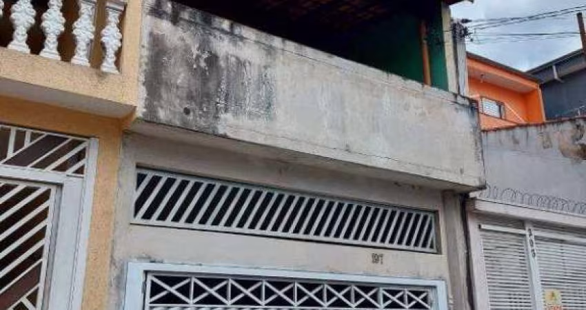 Sobrado à venda 3 quartos 2 vagas Maracanã - Santo André - SP