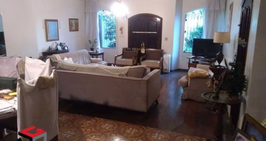 Casa para aluguel 4 quartos 1 suíte 2 vagas Campestre - Santo André - SP