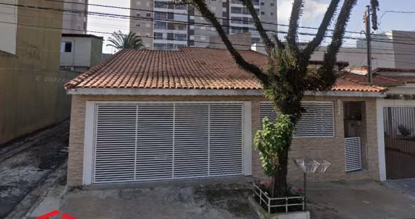 Casa de 213m² no Jardim Hollywood em São Bernardo Do Campo- SP.